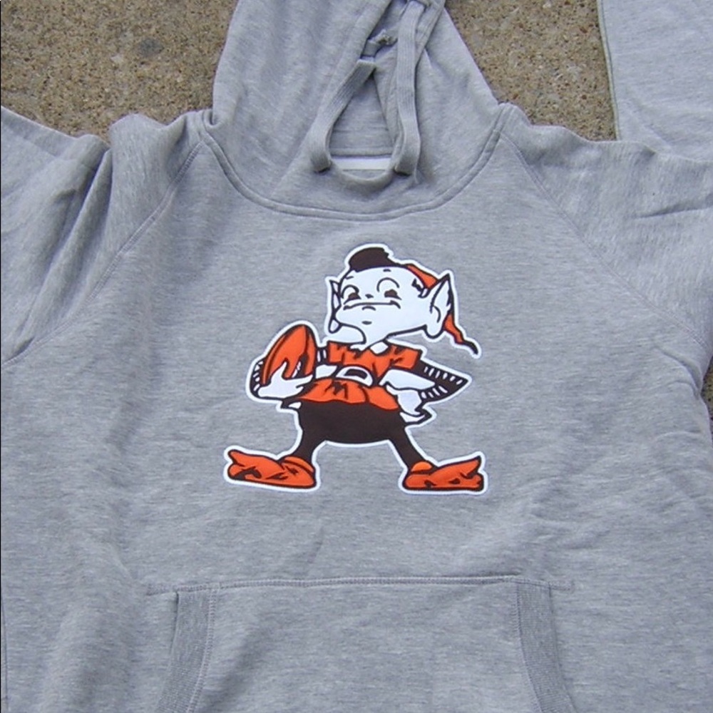 Cleveland Browns elf hoodie.